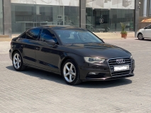 للبيع أودي A3 2015