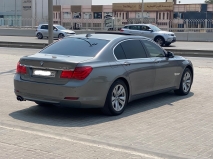 للبيع بي ام دبليو 7 Series 2010