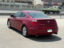 للبيع هوندا Accord 2010