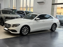 للبيع مرسيديس E class 2017 item thumb 2