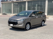 للبيع تويوتا Innova 2016 item thumb 2