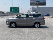 للبيع تويوتا Innova 2016 item thumb 4