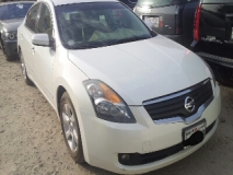 للبيع نيسان Altima 2008