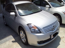 للبيع نيسان Altima 2009