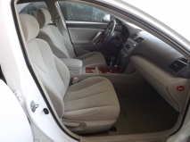 للبيع تويوتا camry 2010