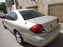 للبيع فورد Taurus 2003