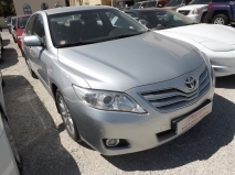 للبيع تويوتا camry 2010