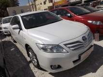 للبيع تويوتا camry 2011