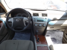 للبيع تويوتا camry 2011