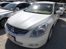 للبيع نيسان Altima 2012