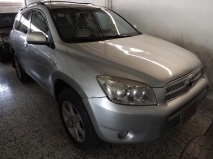 للبيع تويوتا RAV4 2008