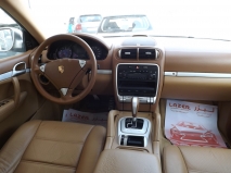 للبيع بورش Cayenne turbo 2006