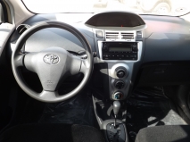 للبيع تويوتا Yaris 2008