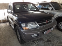 للبيع متسوبيشي Pajero 2002