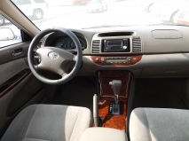 للبيع تويوتا camry 2006