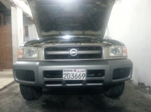 للبيع نيسان Pathfinder 2002