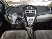 للبيع تويوتا Yaris 2008