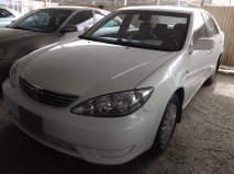 للبيع تويوتا camry 2006