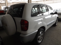 للبيع تويوتا RAV4 2005