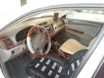 للبيع تويوتا camry 2004