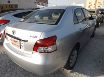 للبيع تويوتا Yaris 2011