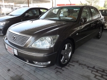 للبيع لكزس LS 2006