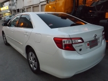 للبيع تويوتا camry 2013