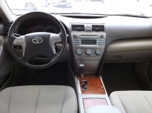 للبيع تويوتا camry 2011