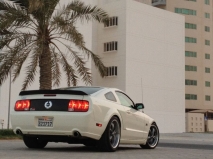 للبيع فورد Mustang  2005