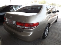 للبيع هوندا Accord 2005