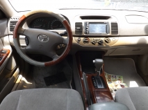 للبيع تويوتا camry 2004