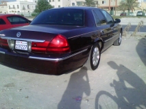 للبيع فورد Crown Victoria 2003